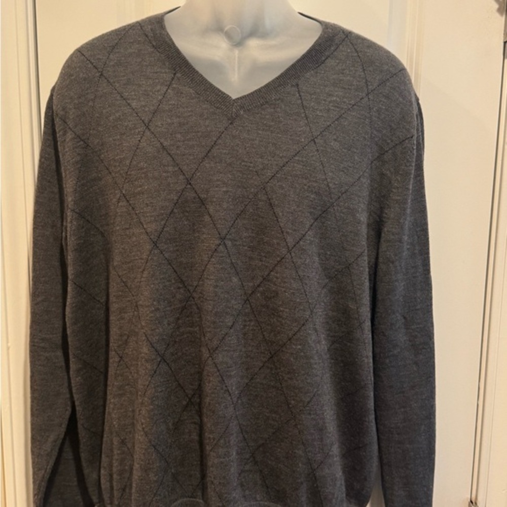 Men's Banana Republic Gray V-Neck Merino Wool Sweater XL